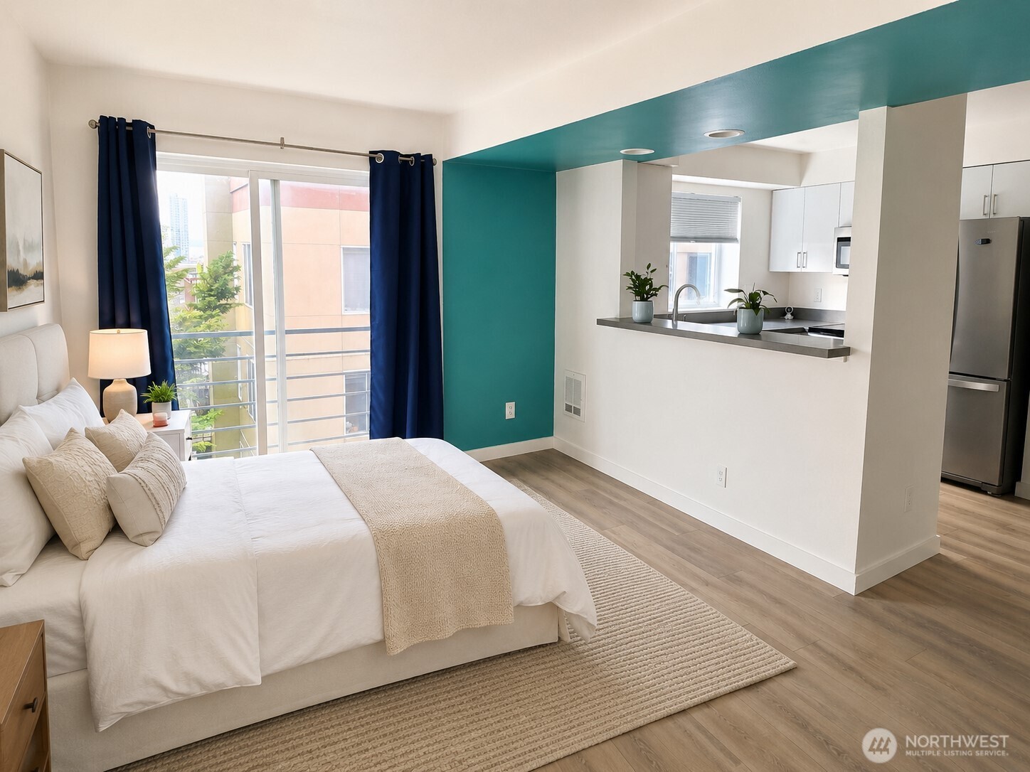 712 E Denny Way #502, Seattle, WA 98122, photo 2 of 22