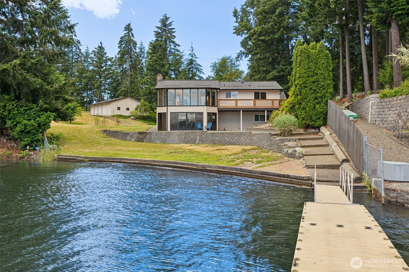 7335 Holmes Island Road SE