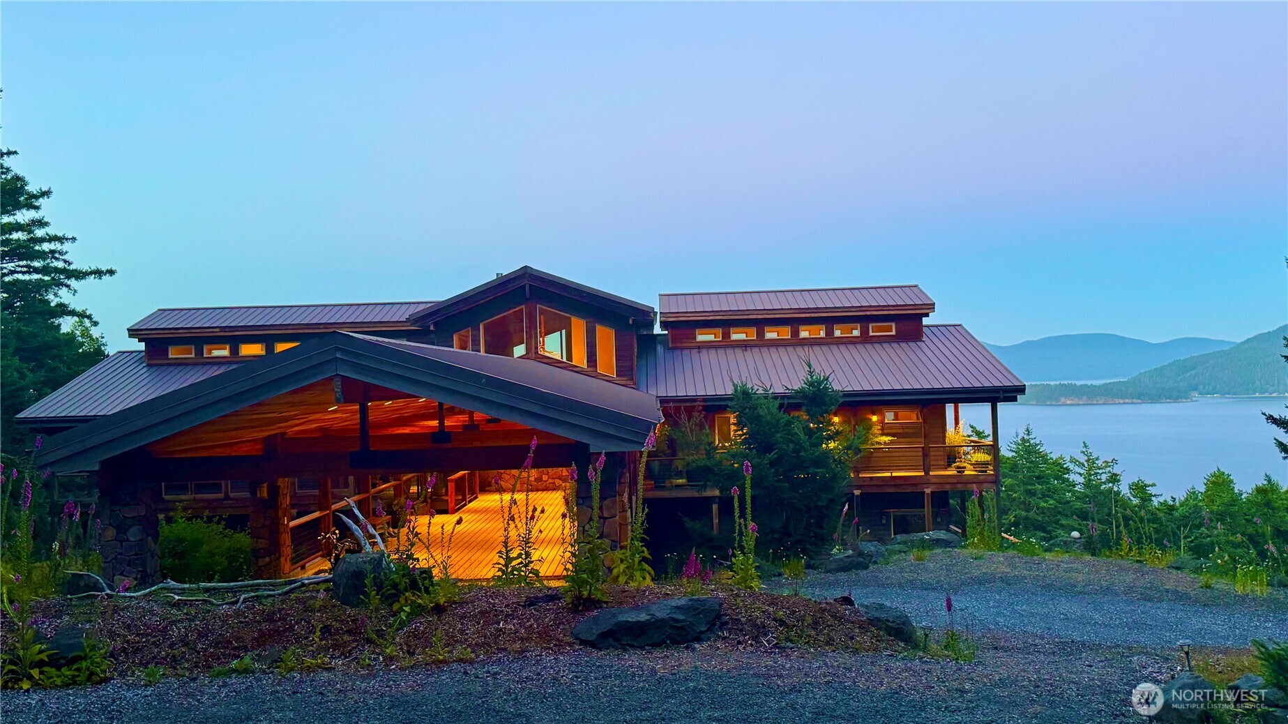 726 Pine Ridge Drive