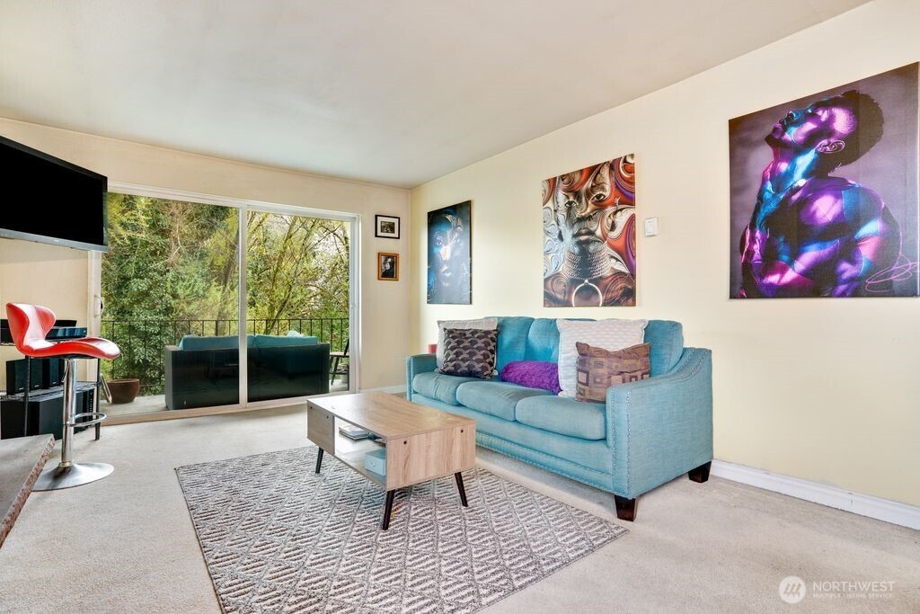 4525 S Henderson Street #302, Seattle, WA 98118, photo 3 of 26
