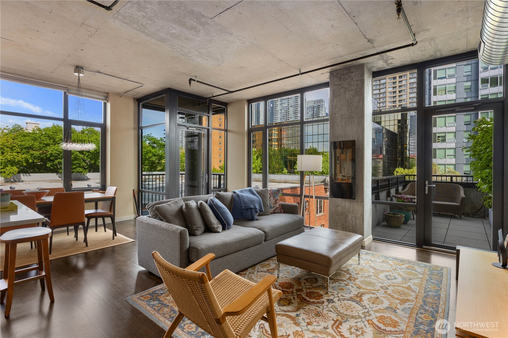 2720 3rd Avenue #509, Seattle, WA 98121, photo 4 of 37