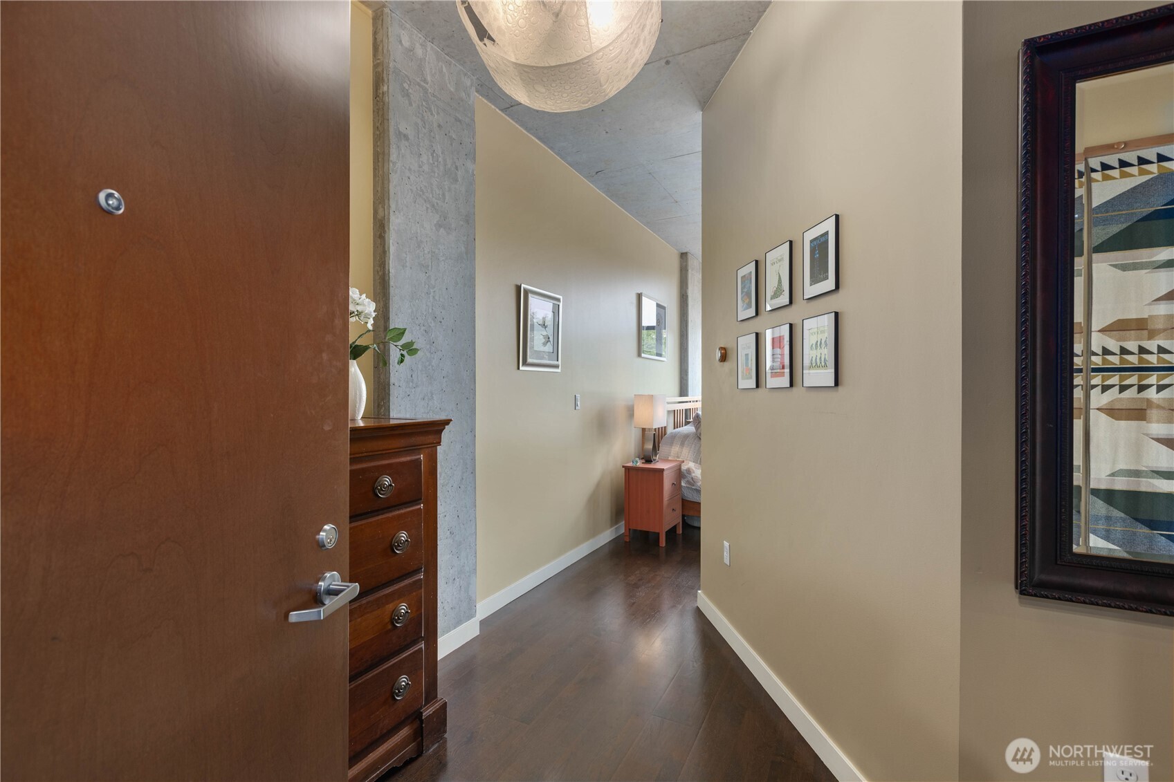 2720 3rd Avenue #509, Seattle, WA 98121, photo 2 of 37