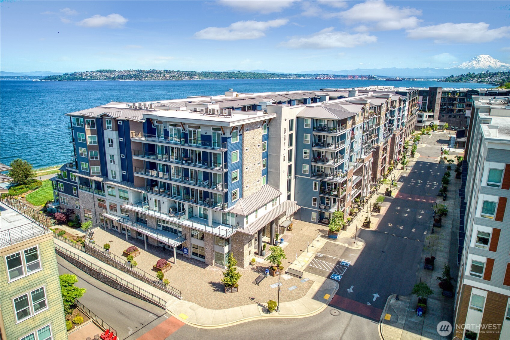 4961 Main Street #206