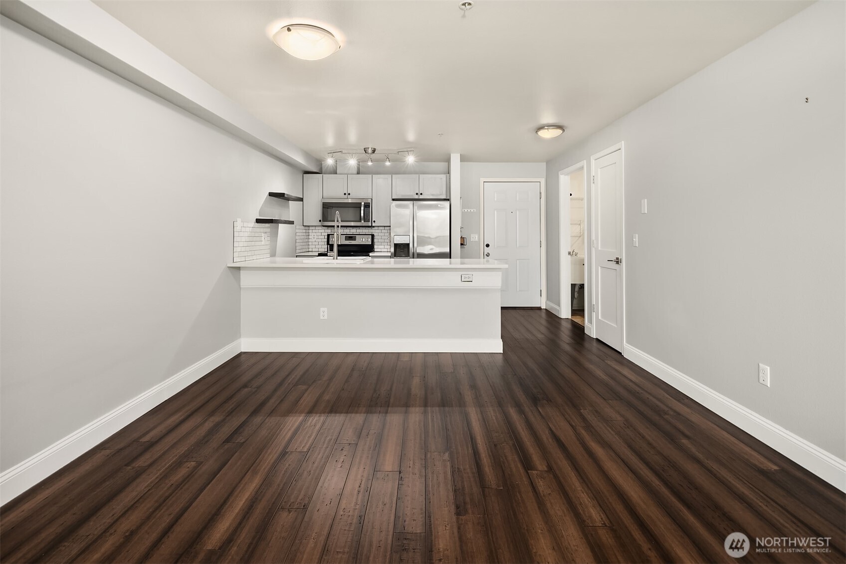 1818 18th Avenue #204, Seattle, WA 98122, photo 5 of 26