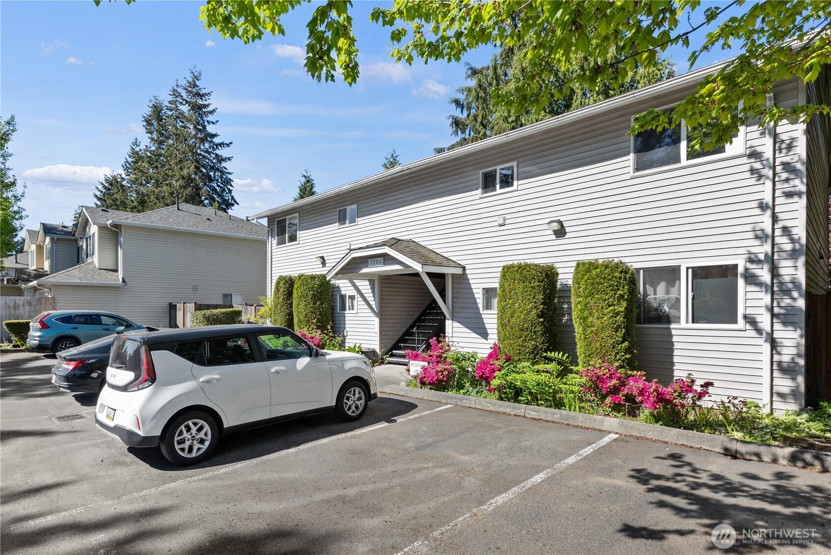 7700 196th Street SW #C, Edmonds, WA 98026, photo 2 of 2