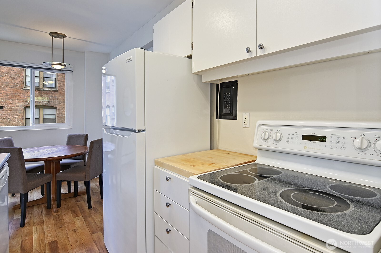 1200 Boylston Avenue #304, Seattle, WA 98101, photo 4 of 21