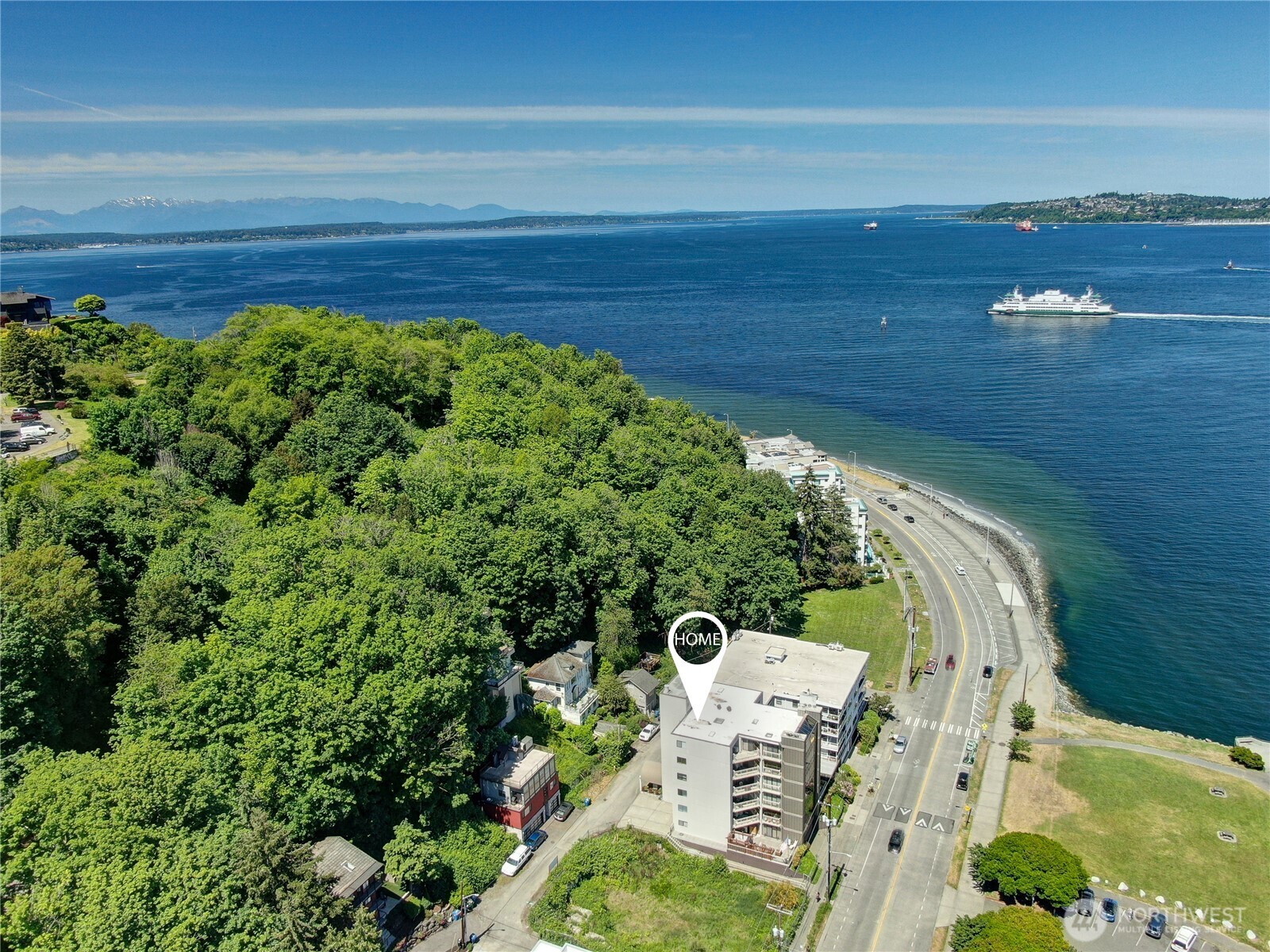 1111 Harbor Avenue SW #500, Seattle, WA 98116, photo 3 of 40