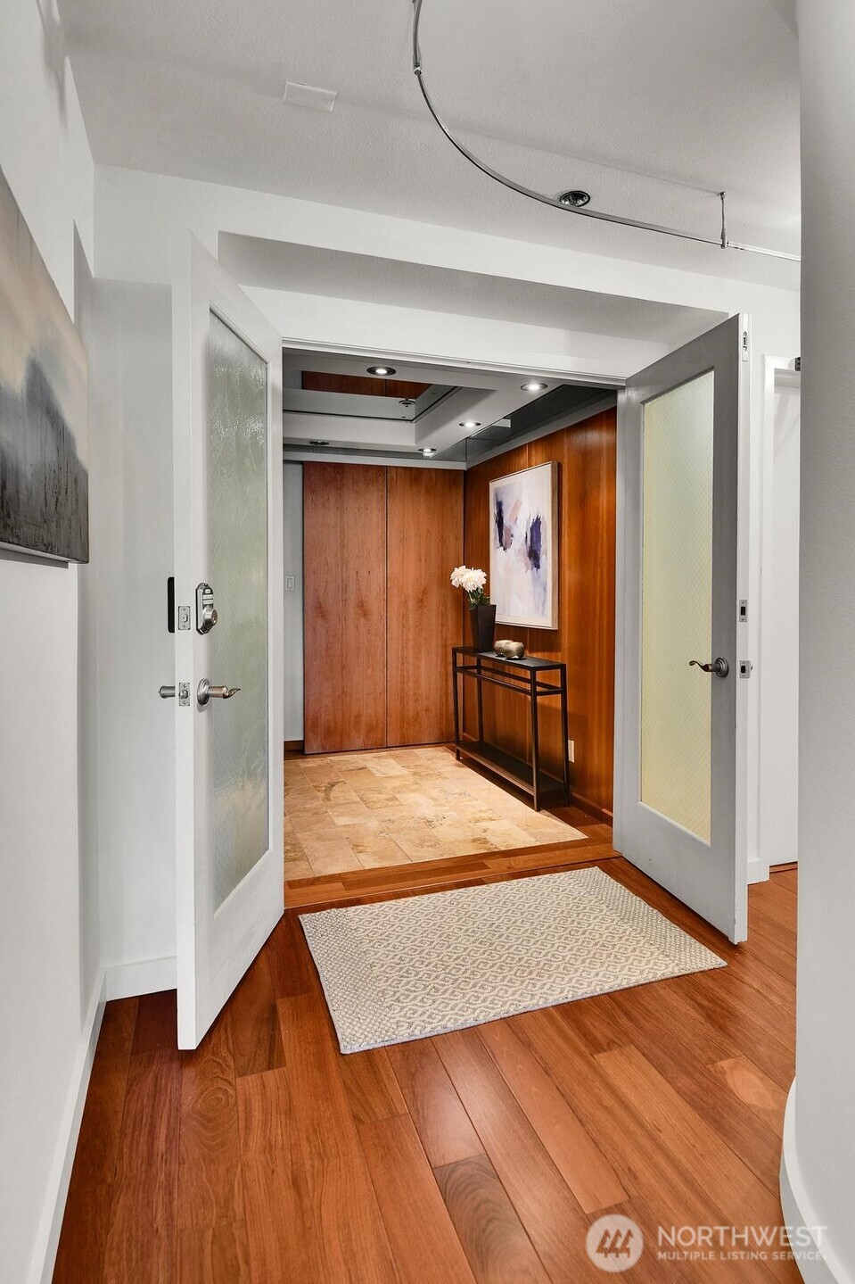 1111 Harbor Avenue SW #500, Seattle, WA 98116, photo 5 of 40