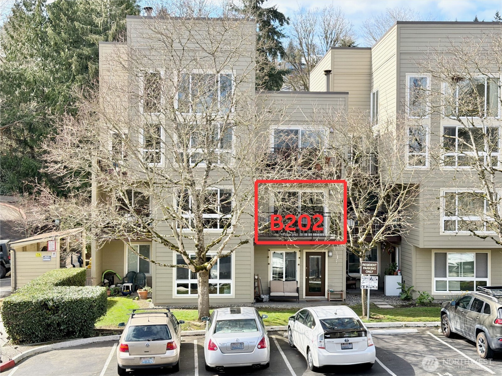 5834 NE 75th Street #B202, Seattle, WA 98115, photo 4 of 36