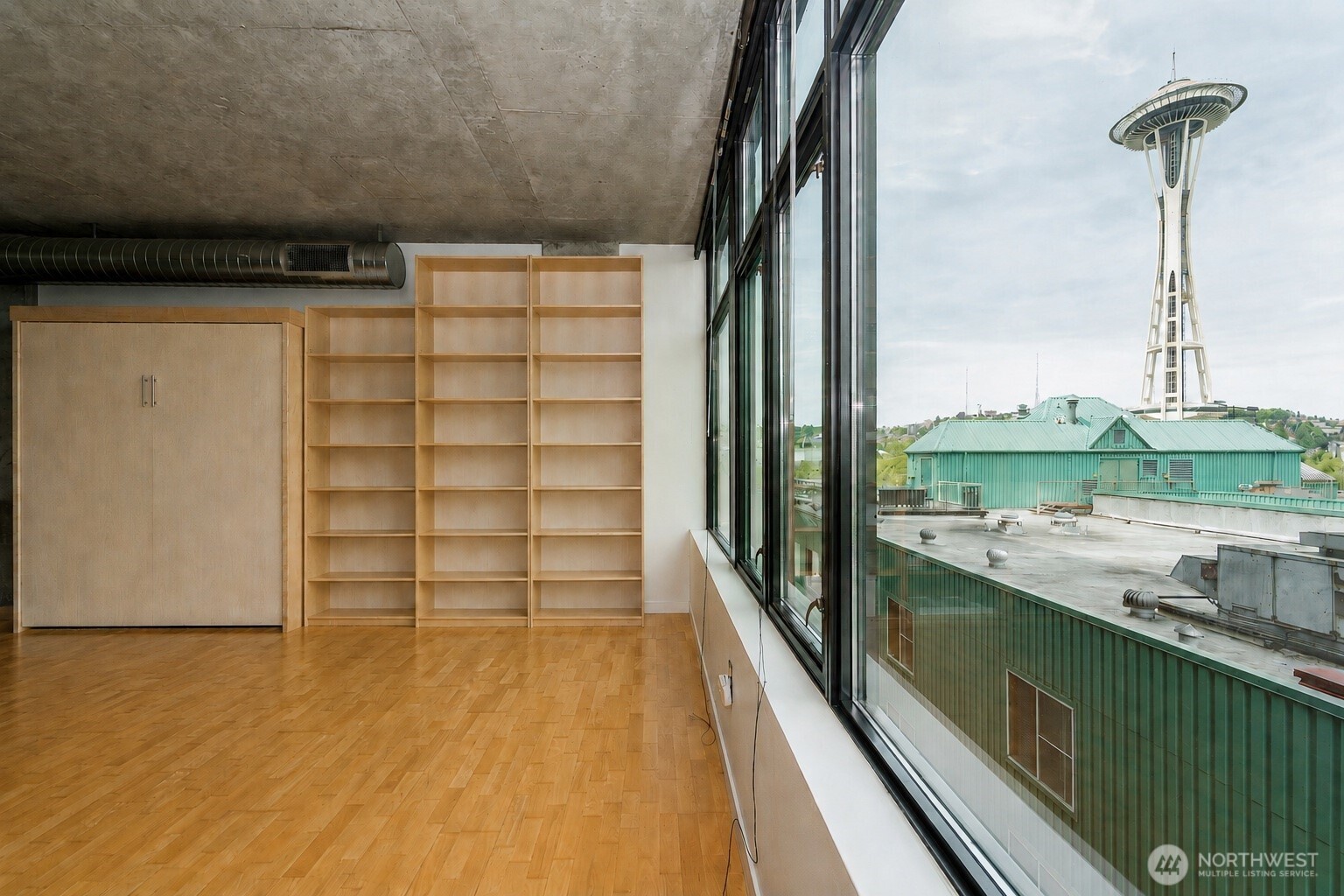2720 3rd Avenue #707, Seattle, WA 98121, photo 3 of 28