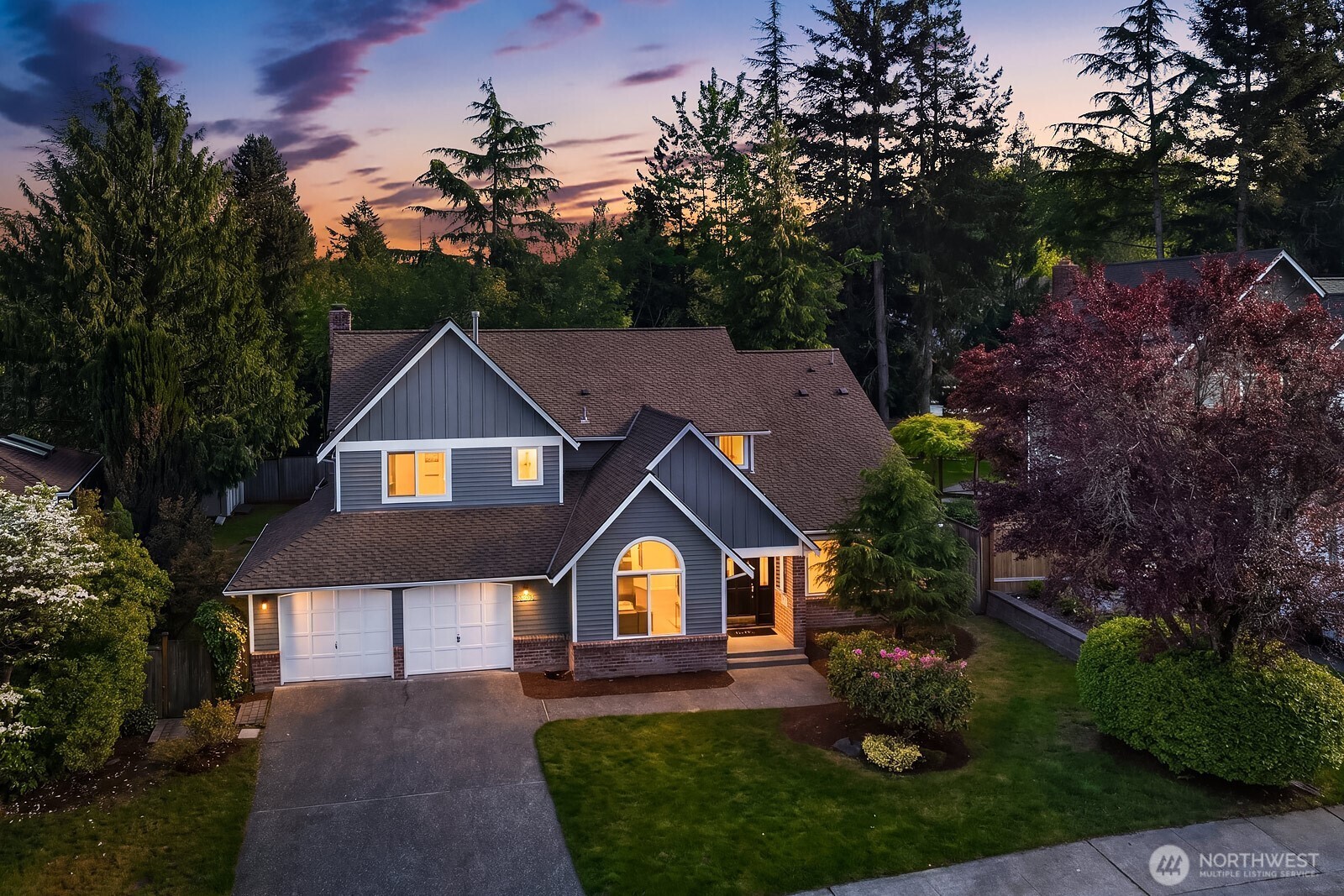 23203 NE 18th Place, Sammamish, WA 98074, photo 2 of 2
