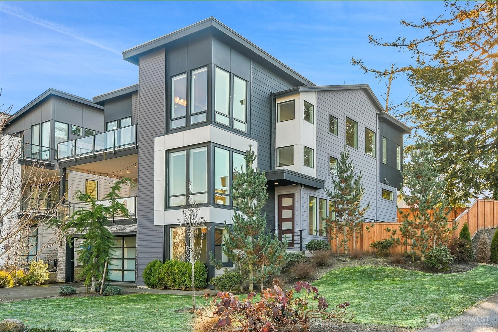 1113 N 39th Court