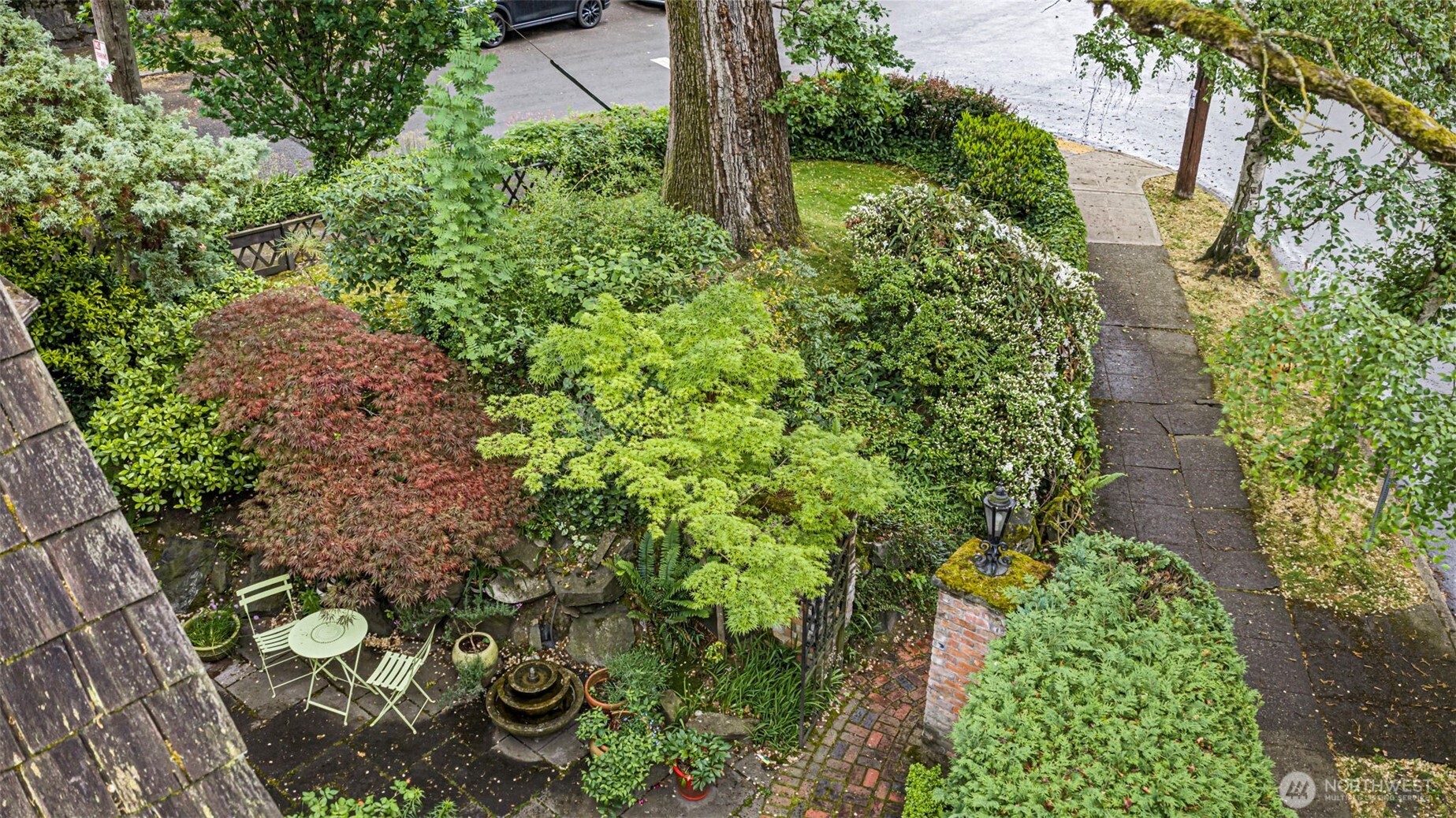 720 Belmont Avenue E #6, Seattle, WA 98102-5907, photo 4 of 25