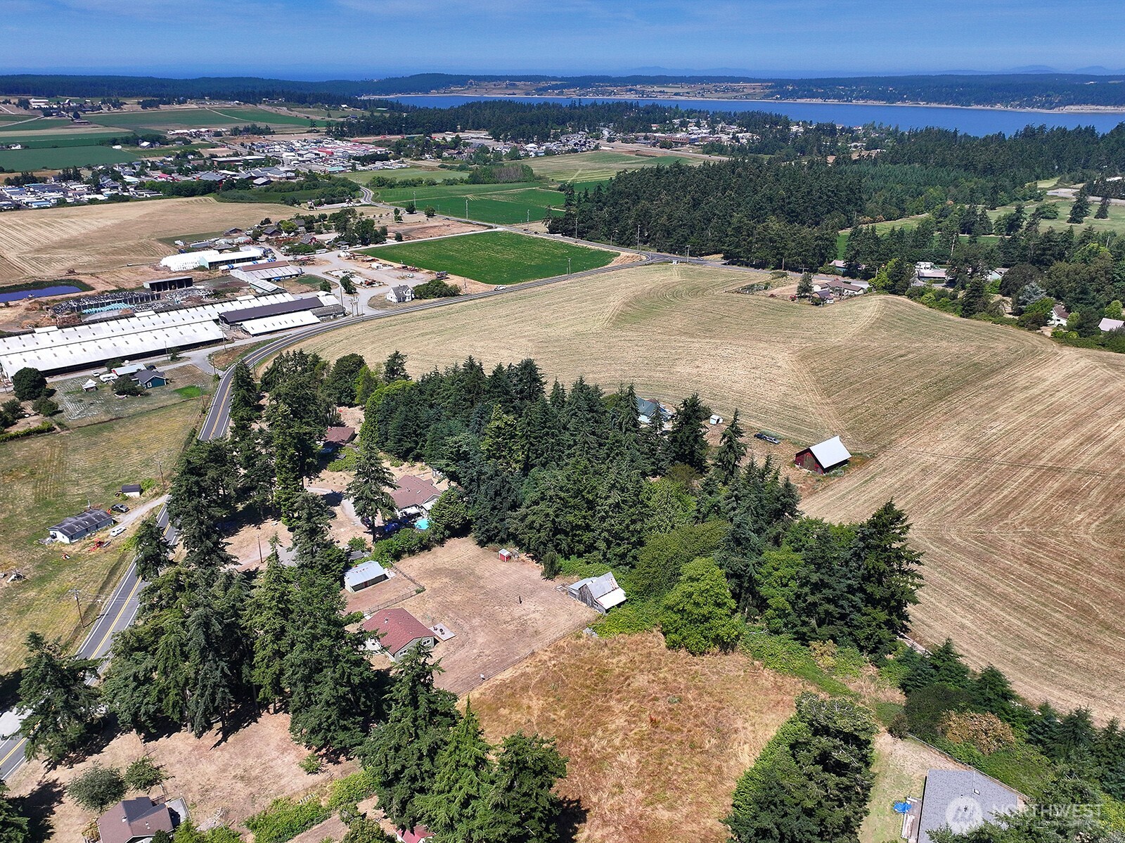 207 Fort Casey Road, Coupeville, WA 98239, photo 2 of 3