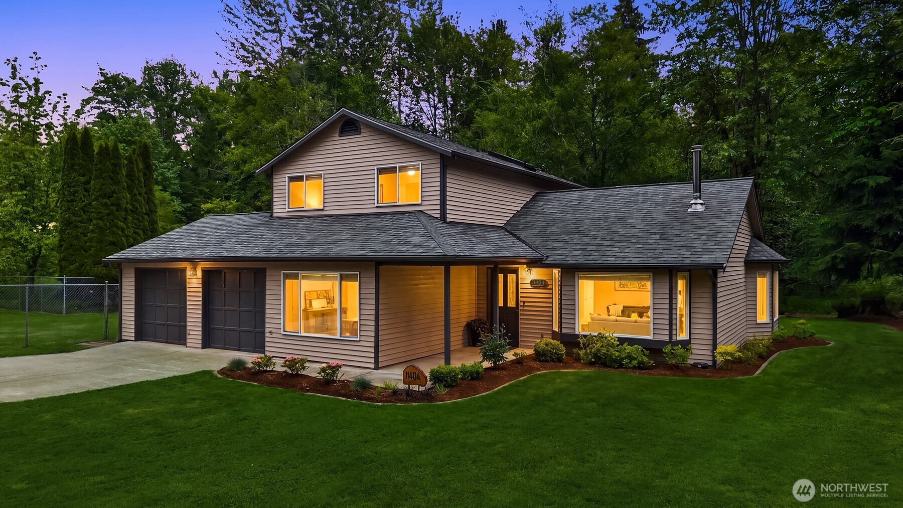 11404 356th Avenue NE, Carnation, WA 98014, photo 2 of 2