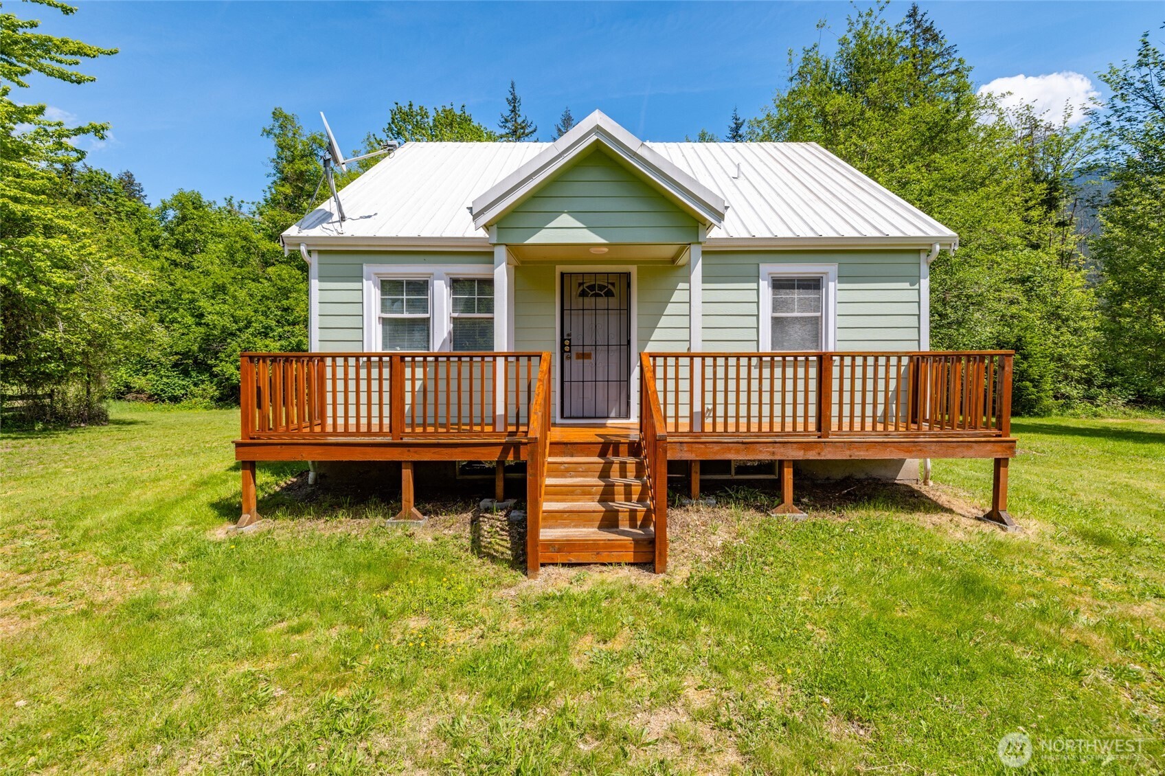 60982 Dexter Lane, Marblemount, WA 98267, photo 2 of 2