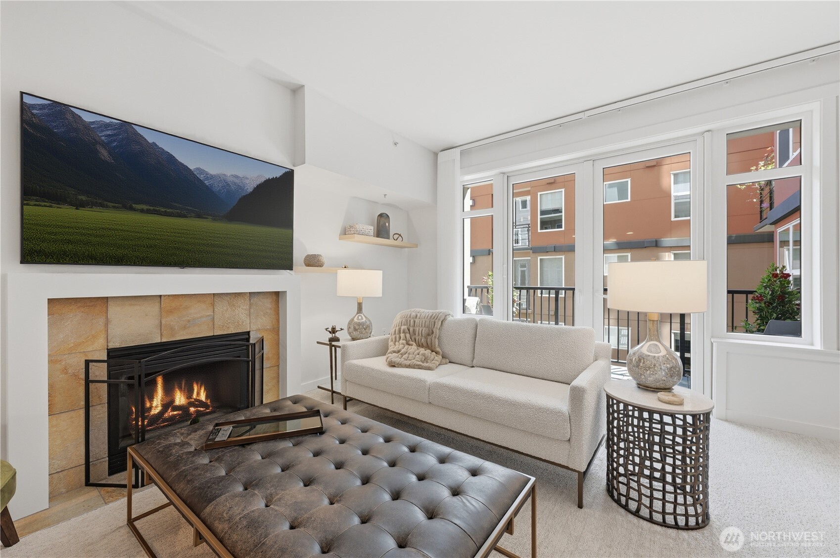 2607 Western Avenue #403, Seattle, WA 98121, photo 3 of 35