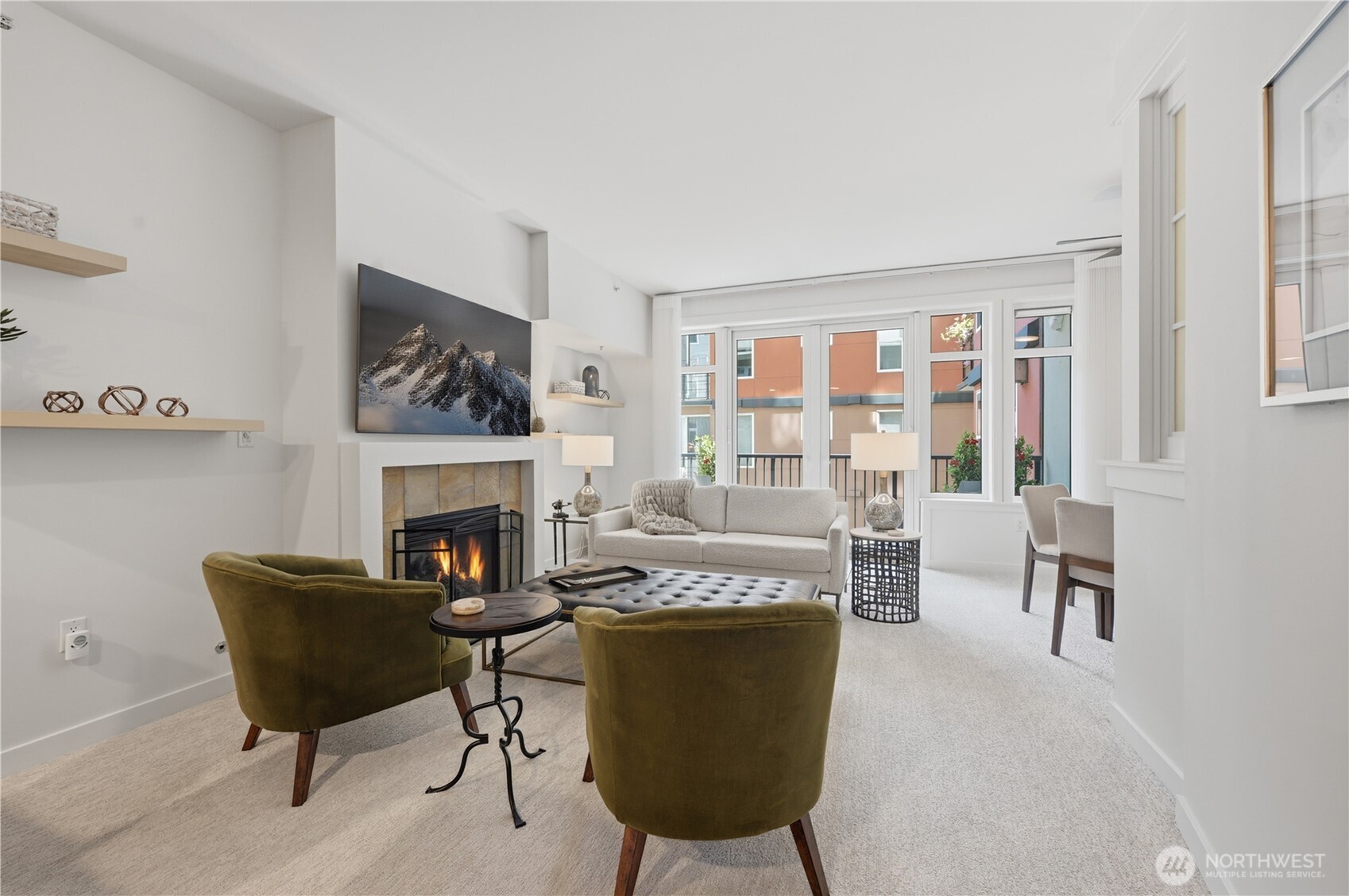 2607 Western Avenue #403, Seattle, WA 98121, photo 5 of 35