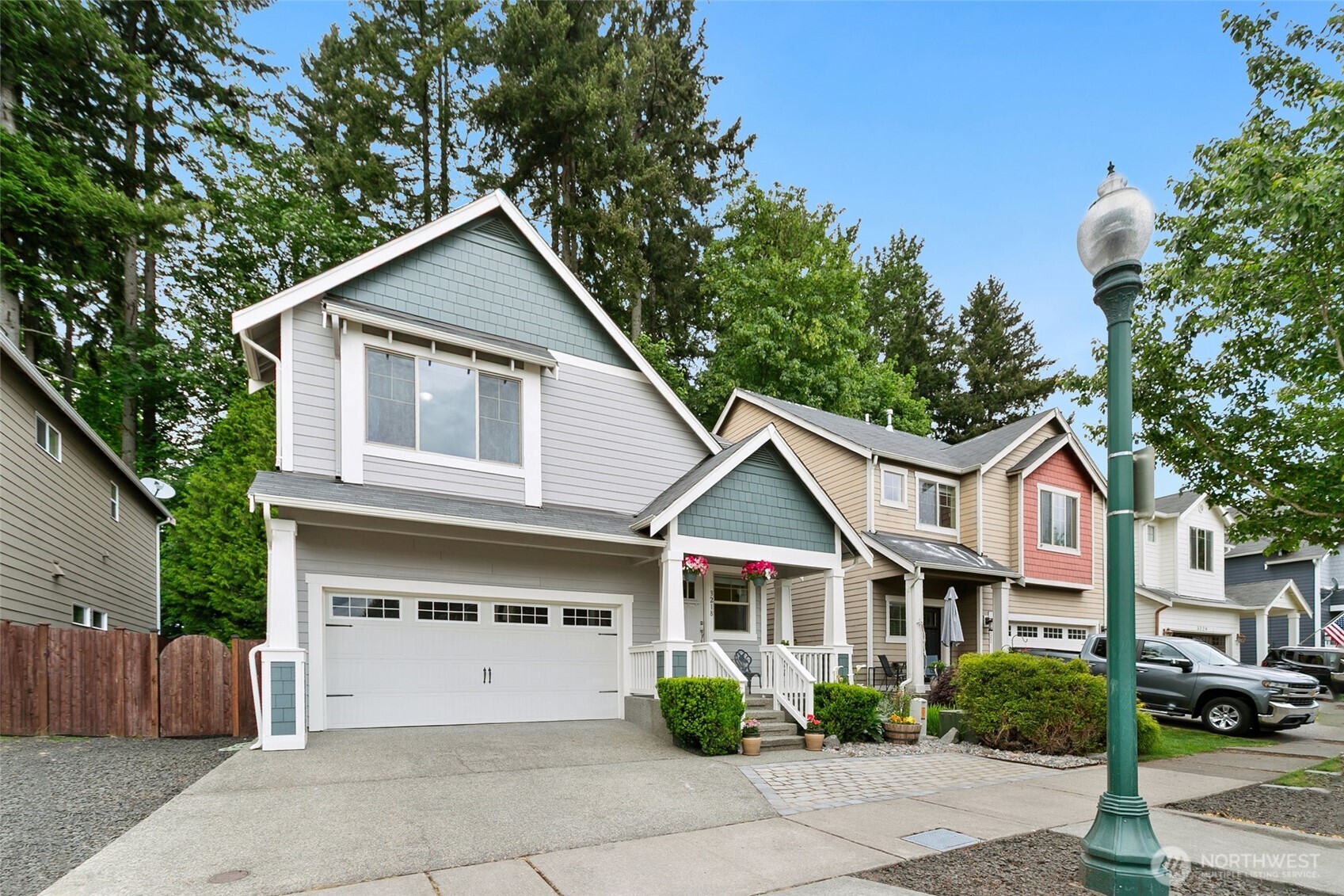 3218 15th Way SE