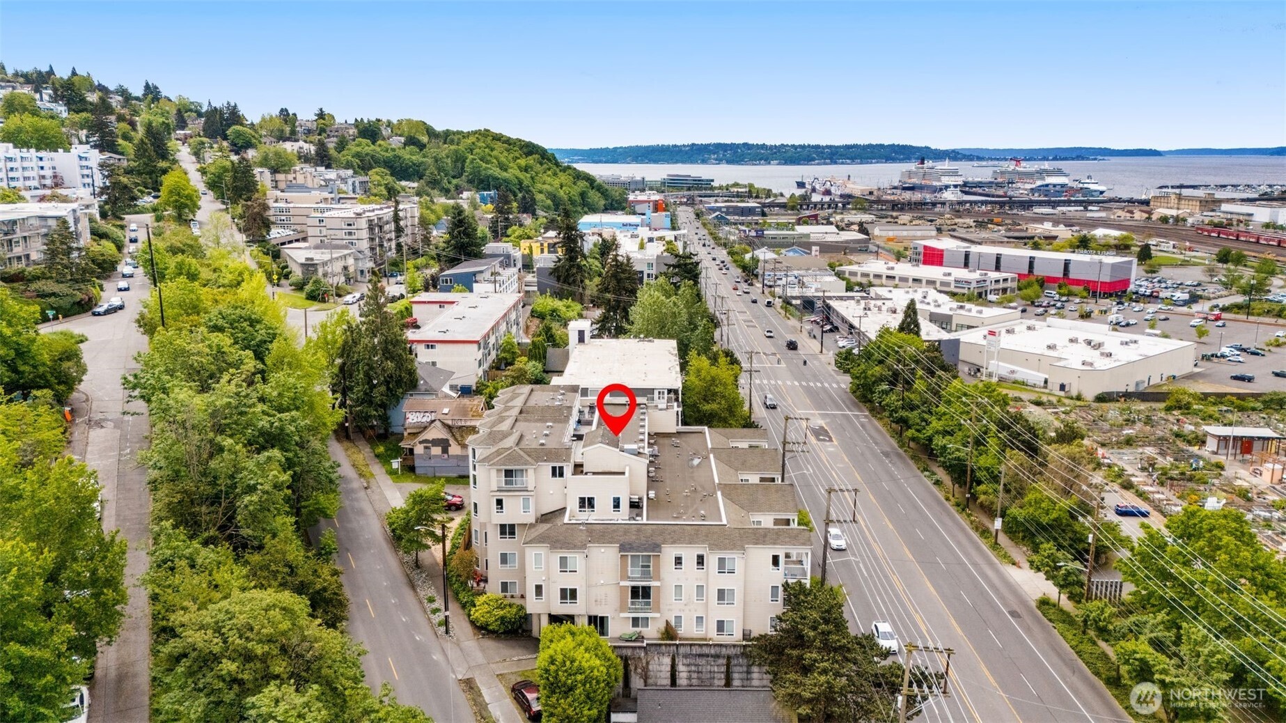 2530 15th Avenue W #410, Seattle, WA 98119, photo 2 of 2