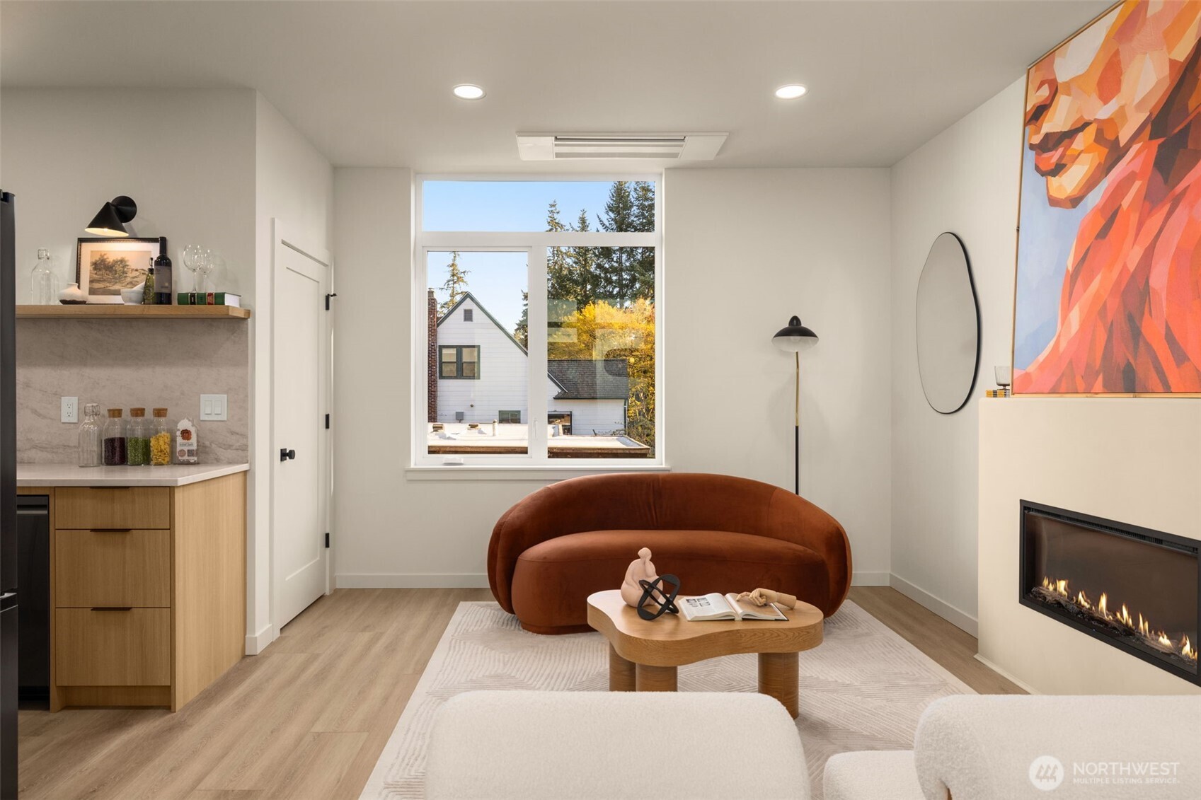 14033 Densmore Avenue N, Seattle, WA 98133, photo 4 of 17