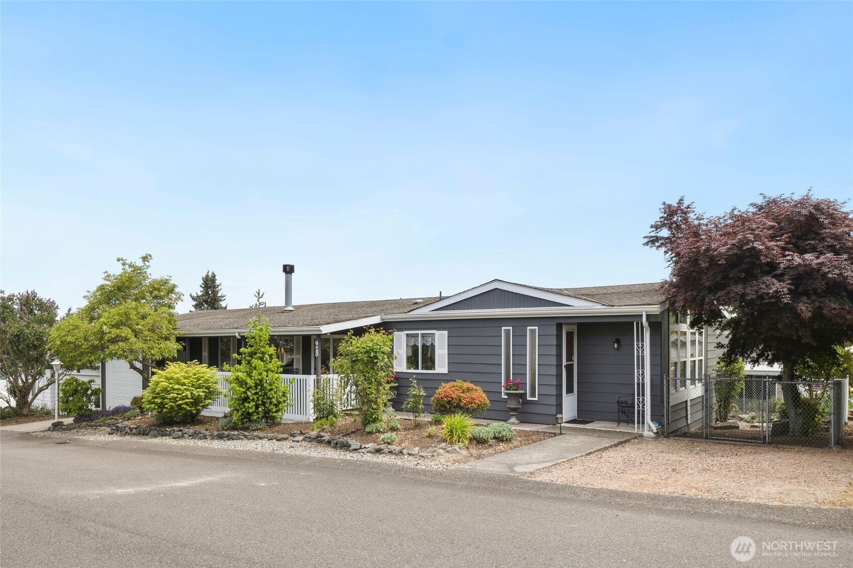 2500 Alder Street #28