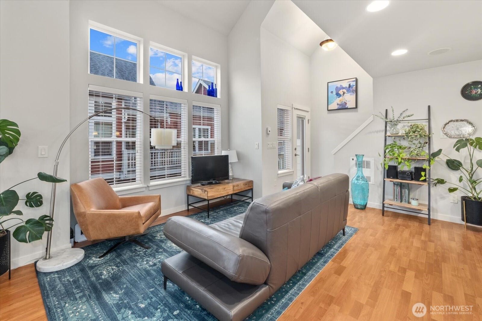 5912 31st Avenue SW, Seattle, WA 98126-2910, photo 5 of 25