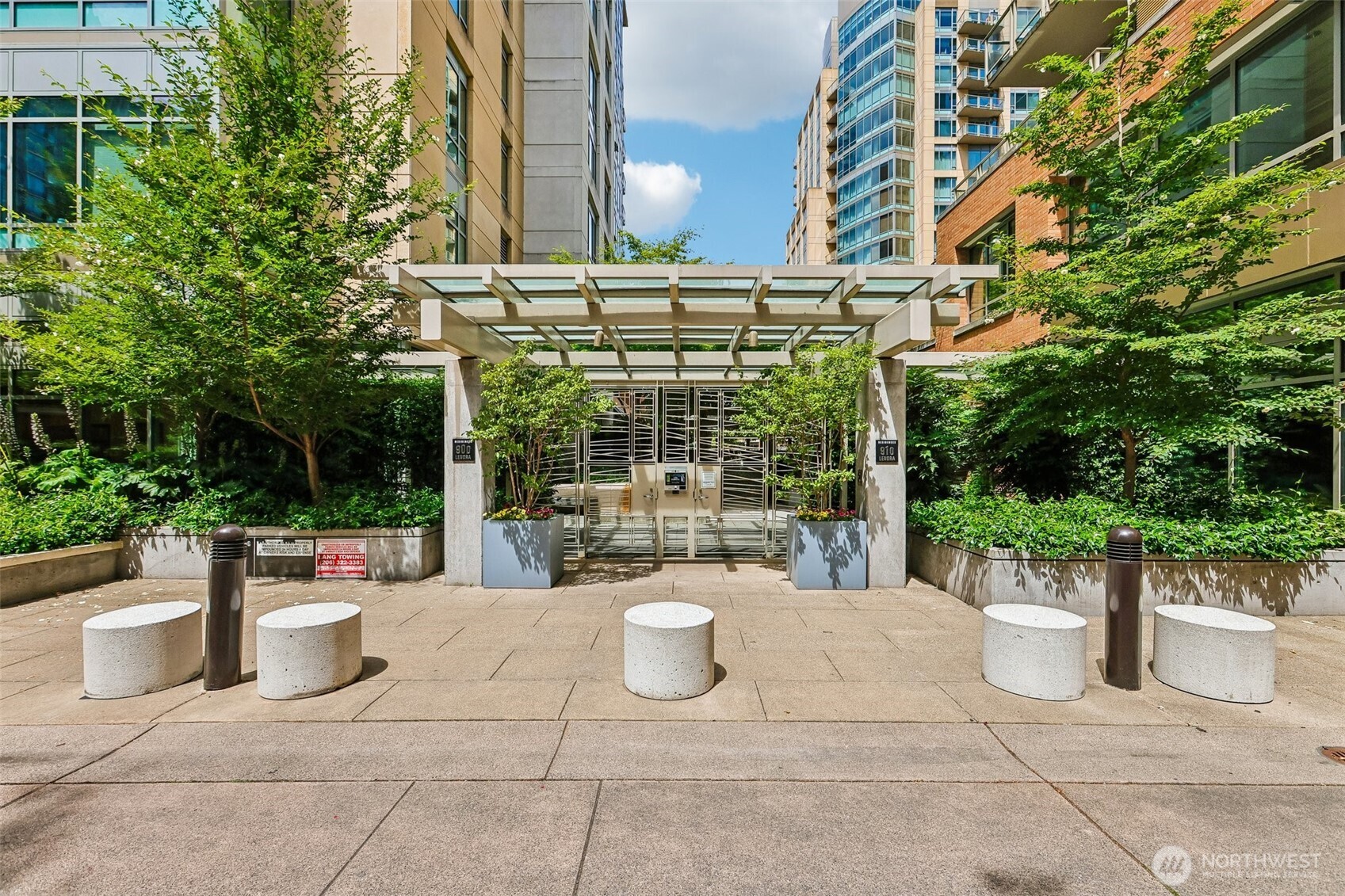 910 Lenora Street #S1201