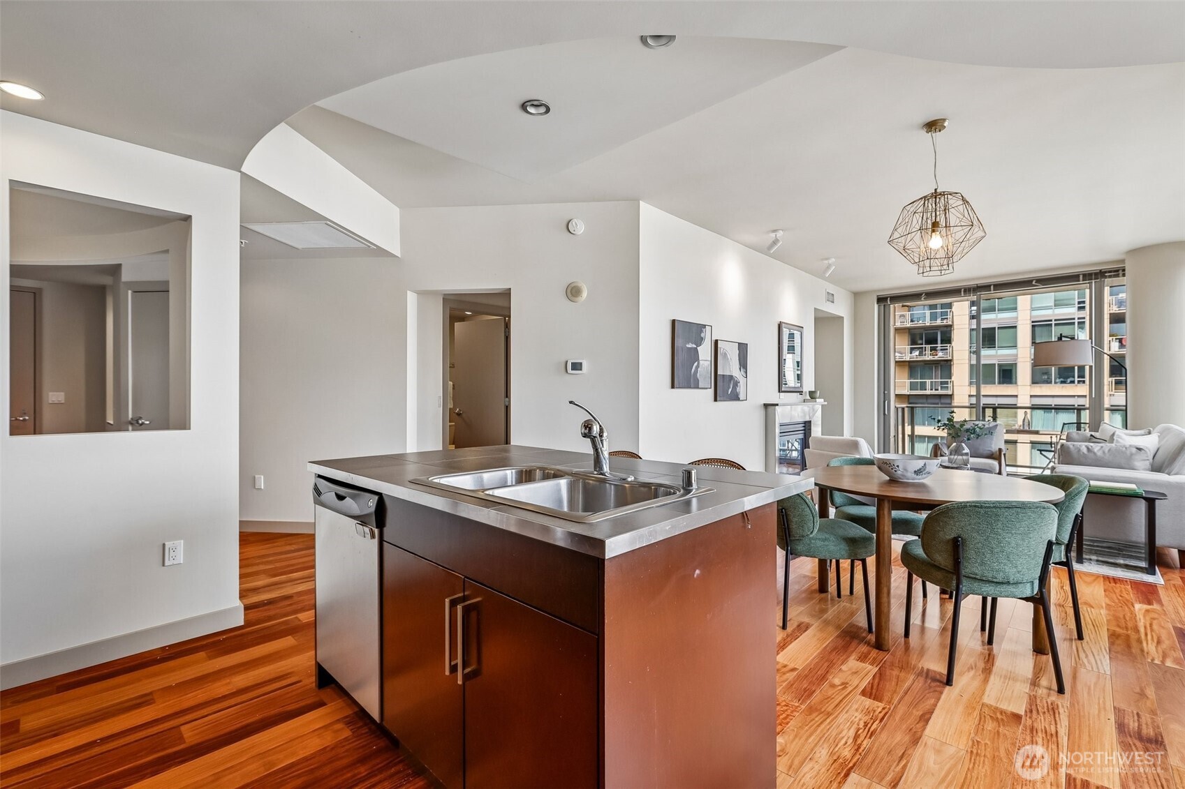 910 Lenora Street #S1201, Seattle, WA 98121, photo 4 of 40