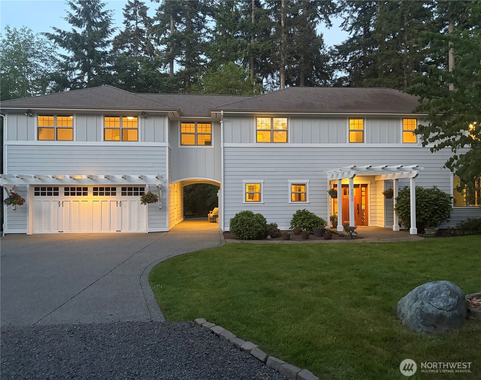4810 Rose Avenue NE, Bainbridge Island, WA 98110, photo 2 of 2
