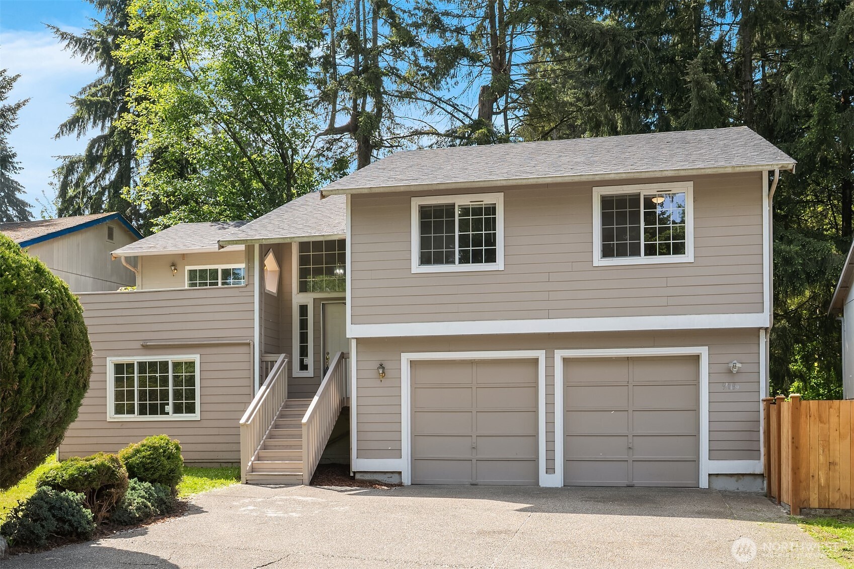 919 SW 319th Place, Federal Way, WA 98023, photo 2 of 2