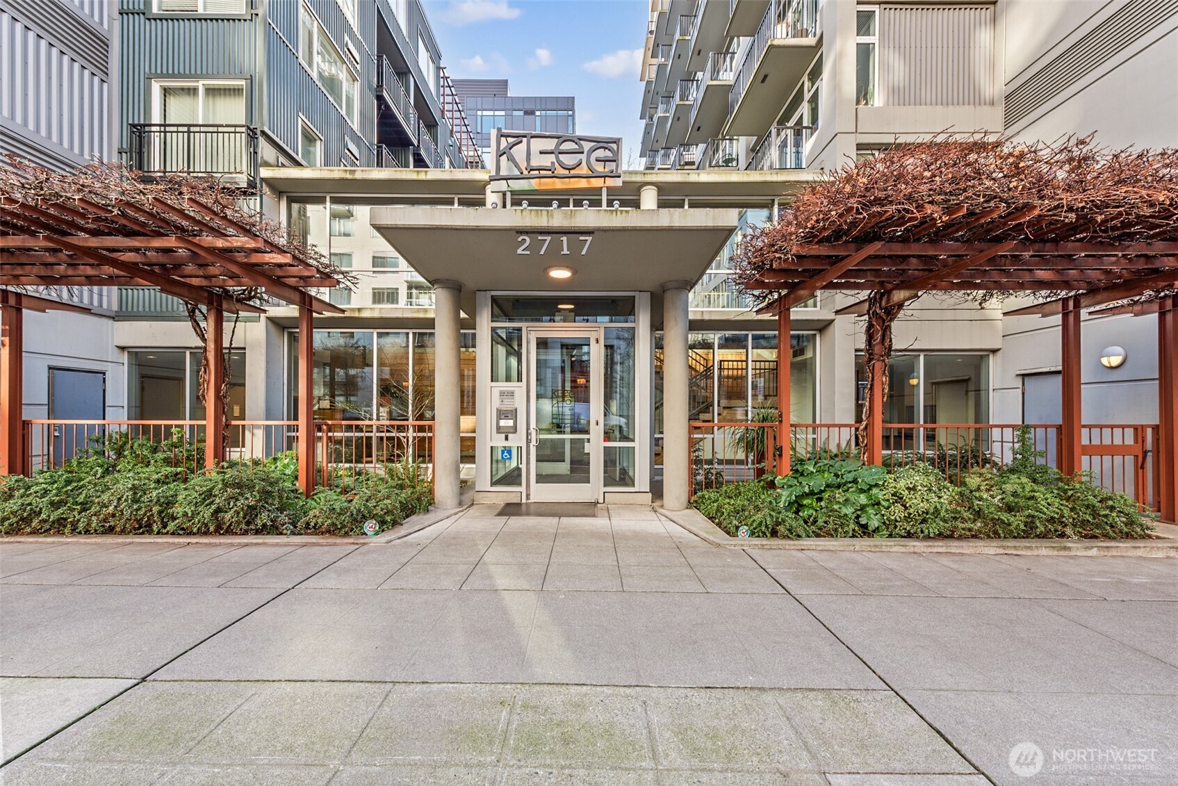 2717 Western Avenue #1018, Seattle, WA 98121, photo 3 of 25