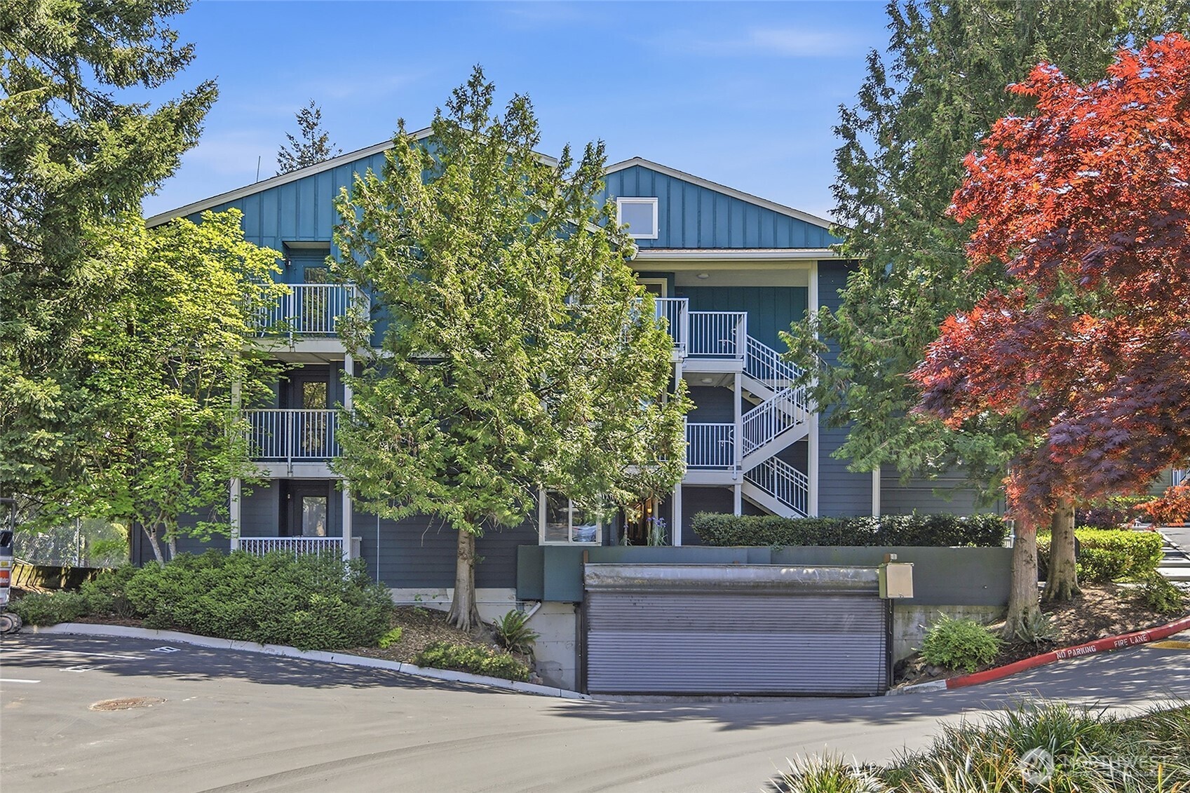 300 N 130th Street W #2205, Seattle, WA 98133, photo 2 of 29
