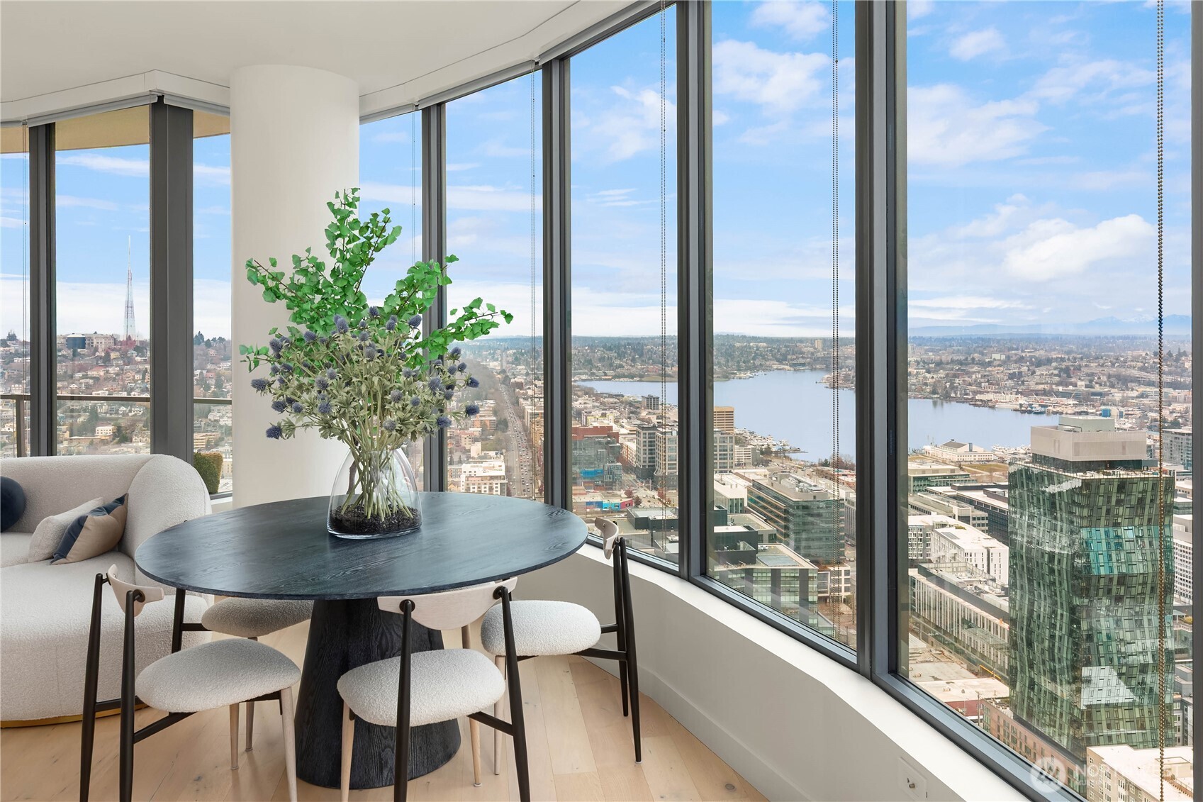 2510 6th Avenue #3602, Seattle, WA 98121, photo 4 of 40
