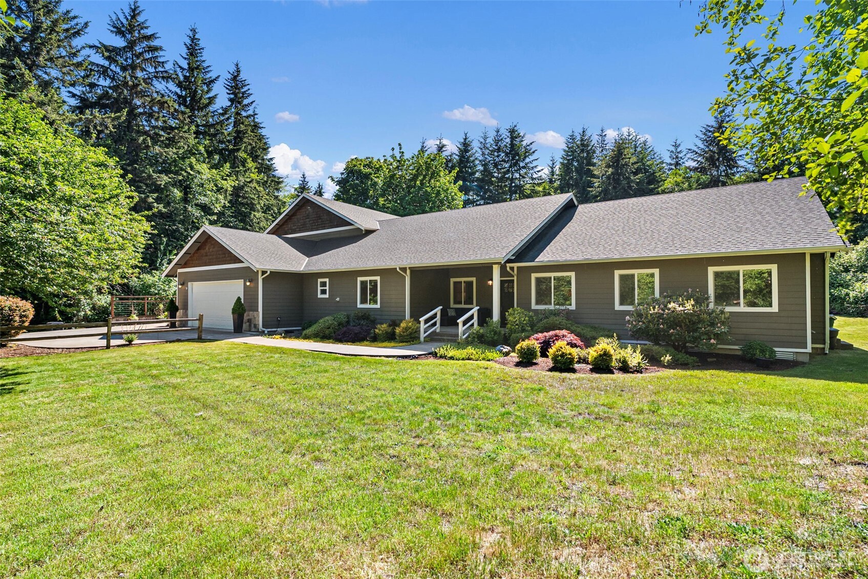 11668 Banner Rd SE