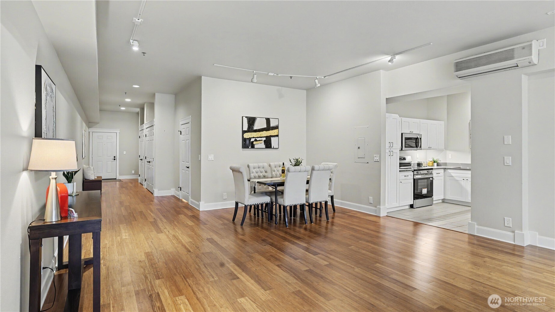 526 1st Avenue S #314, Seattle, WA 98104, photo 5 of 19