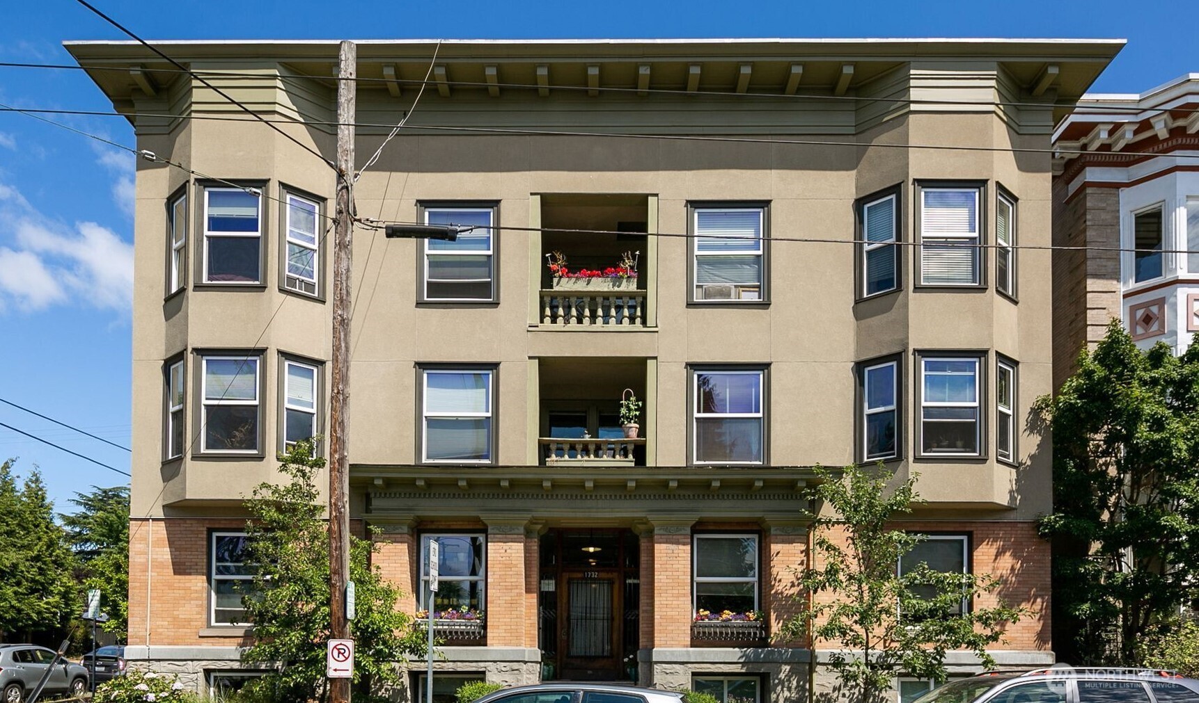 1732 15th Avenue #14, Seattle, WA 98122, photo 2 of 25