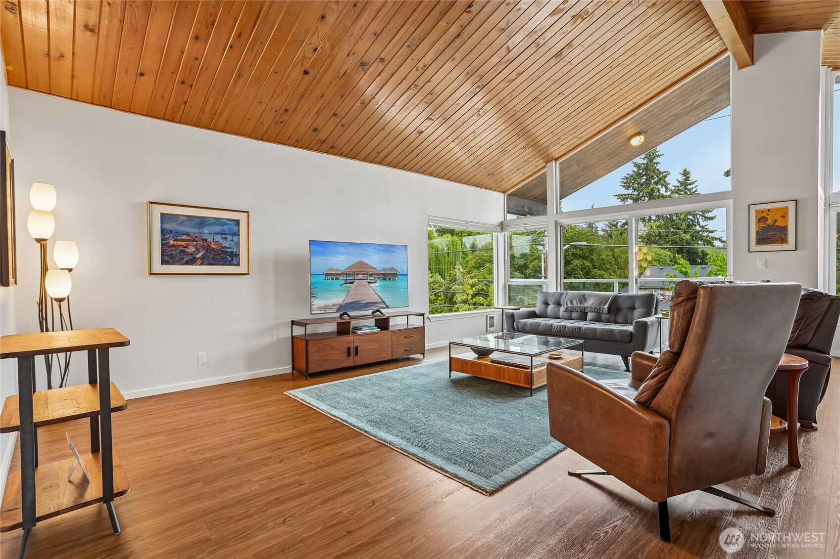 5249 40th Avenue NE #404, Seattle, WA 98105, photo 4 of 19