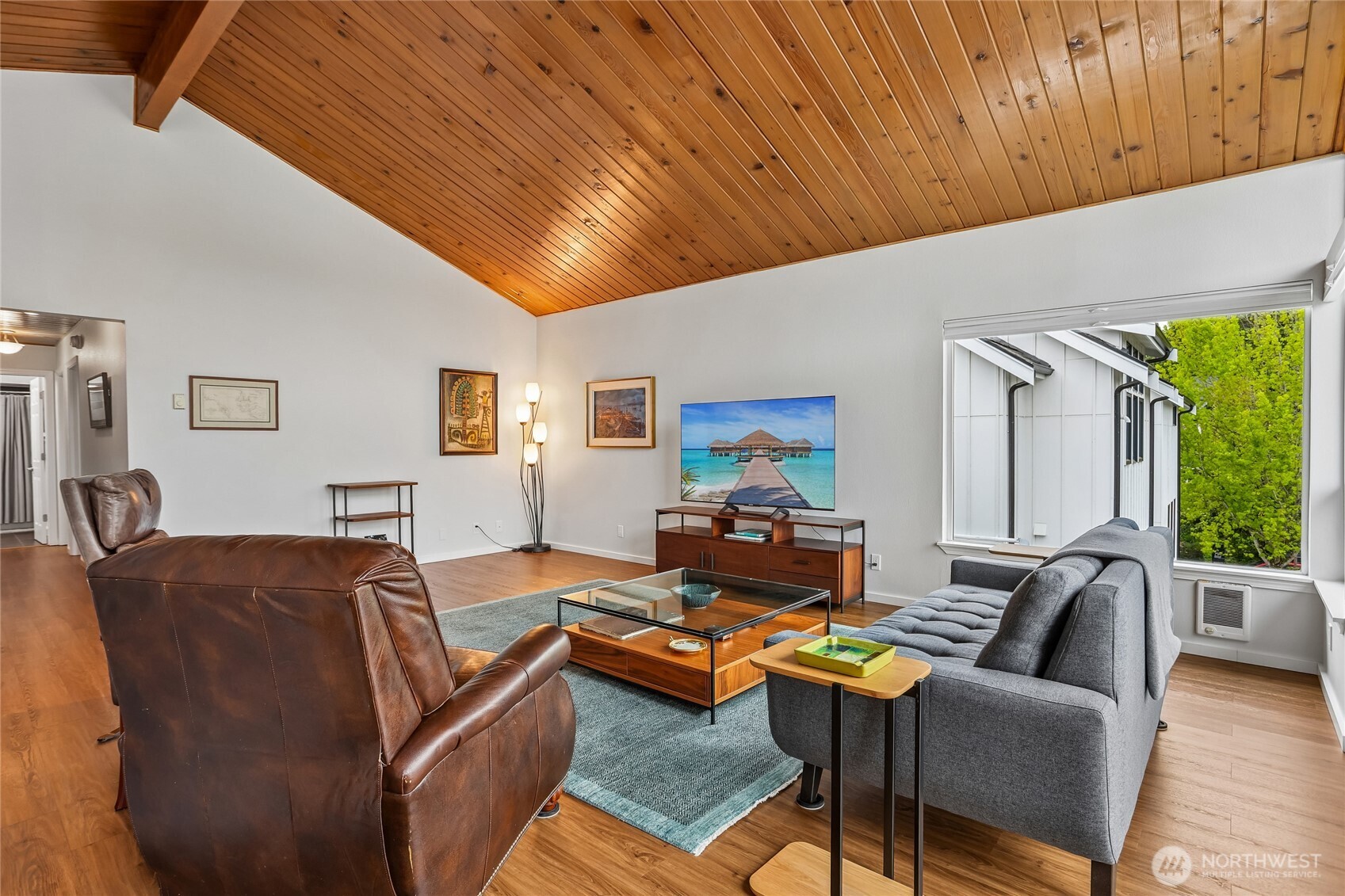 5249 40th Avenue NE #404, Seattle, WA 98105, photo 5 of 19