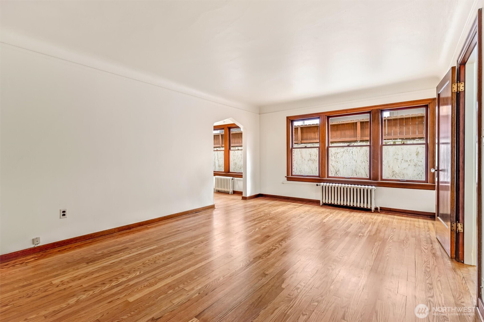 220 W Olympic Place #107, Seattle, WA 98119, photo 3 of 24