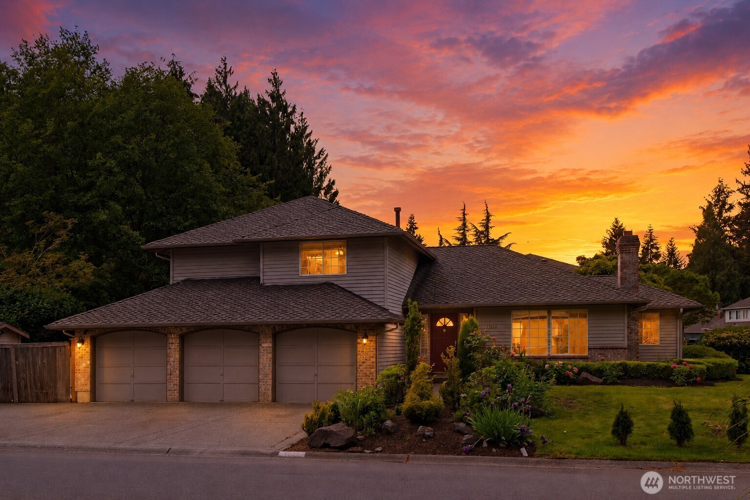 11828 43rd Drive SE, Everett, WA 98208, photo 2 of 2