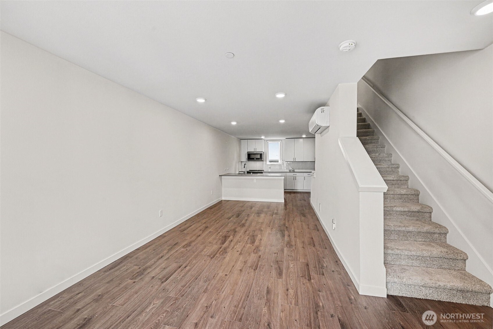 7120 B Beacon Avenue S #2, Seattle, WA 98108, photo 5 of 36