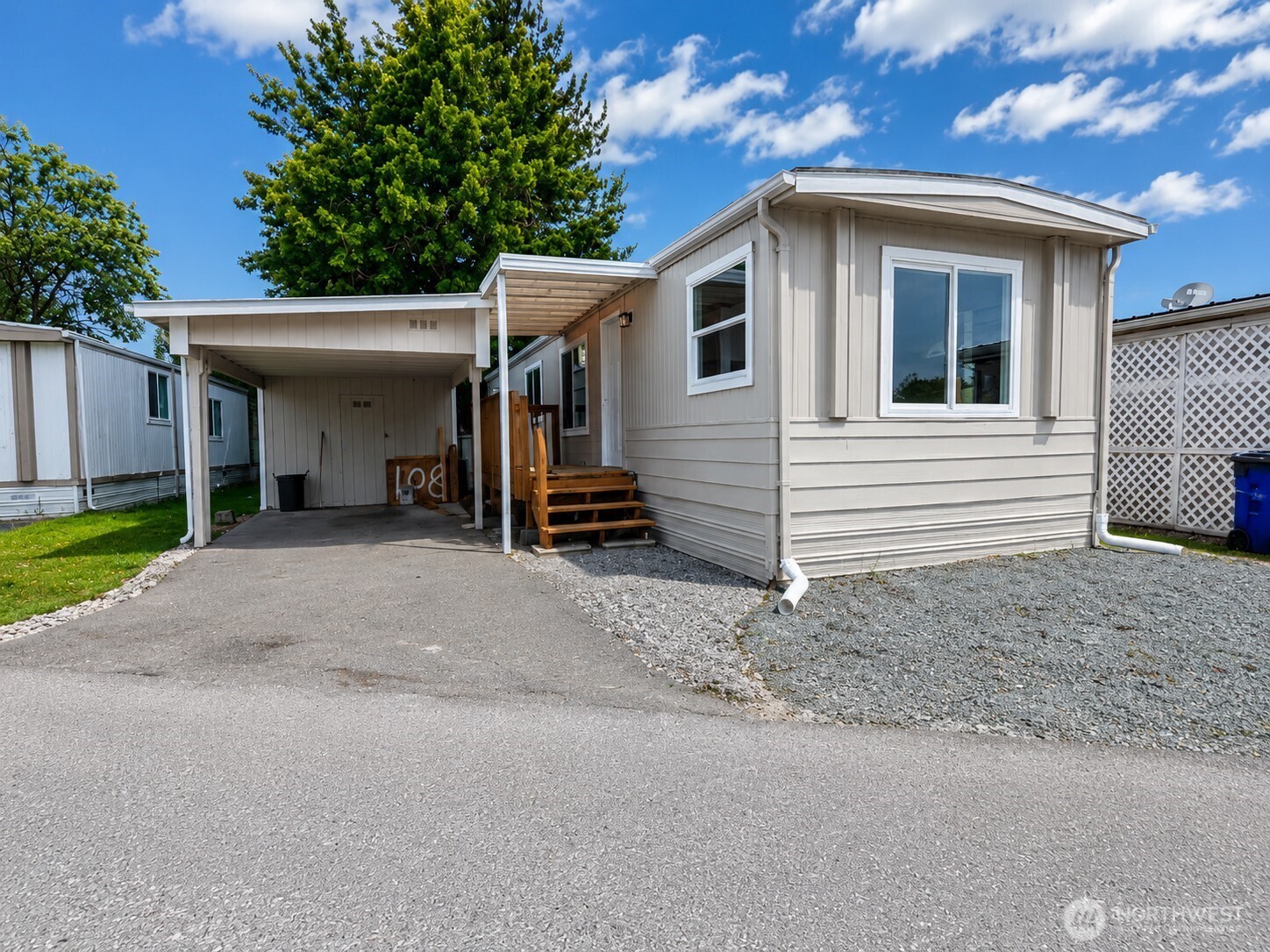 2600 E Division Street #108