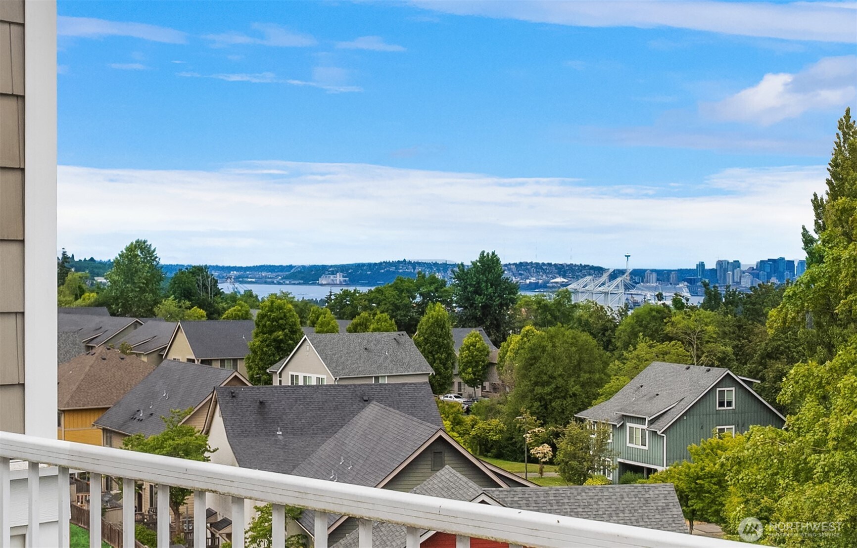 2830 SW Raymond Street #301, Seattle, WA 98126, photo 3 of 28