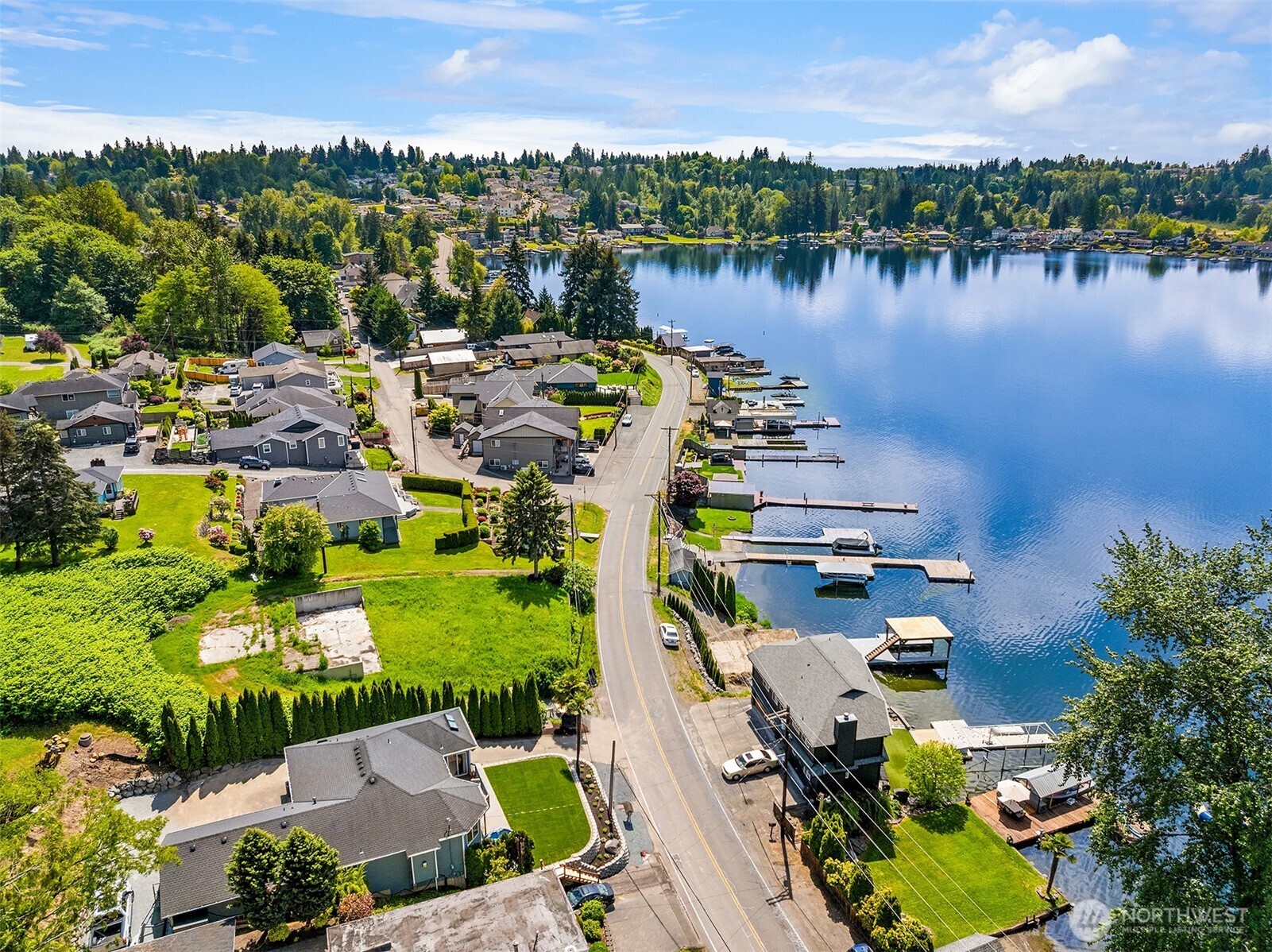 418 423 S Lake Stevens Road