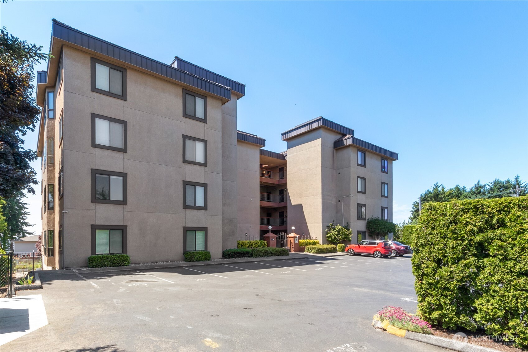 1902 Bridgeport Way W #106