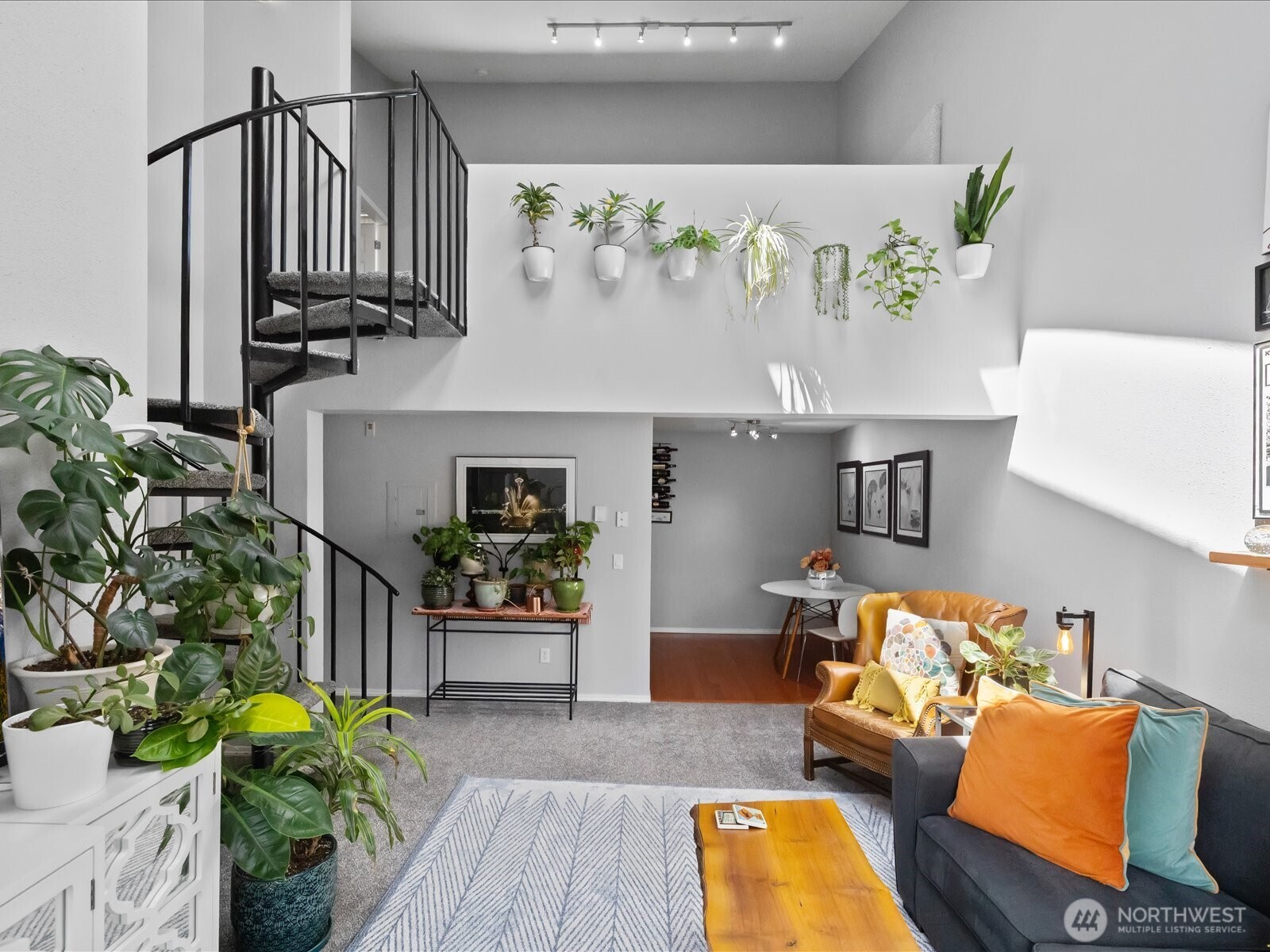 14300 32nd Avenue NE #408, Seattle, WA 98125, photo 2 of 40