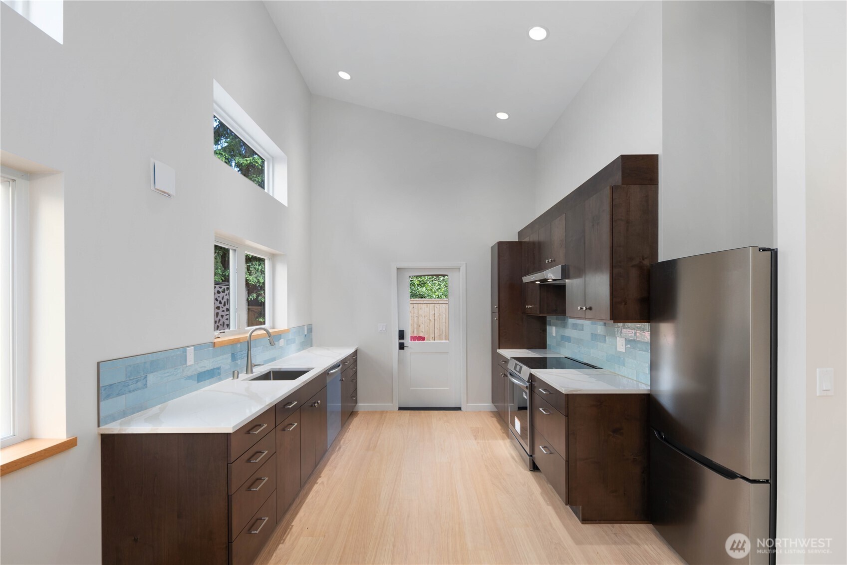 8623 30th Avenue SW, Seattle, WA 98126, photo 2 of 24