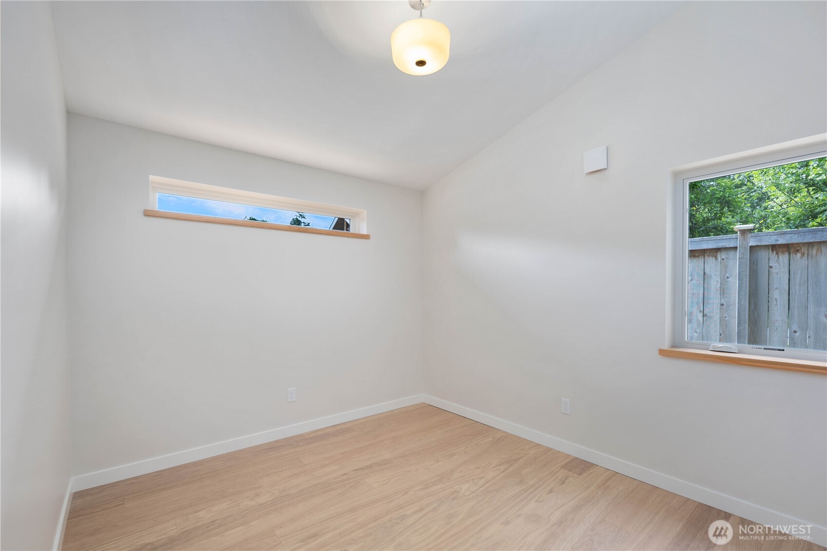 8623 30th Avenue SW, Seattle, WA 98126, photo 5 of 24