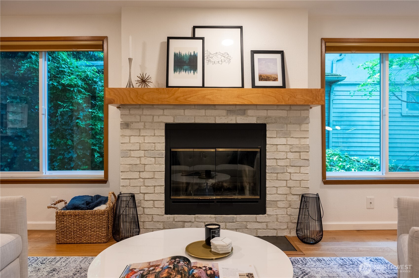 1028 Lakeview Boulevard E #8, Seattle, WA 98102, photo 3 of 30